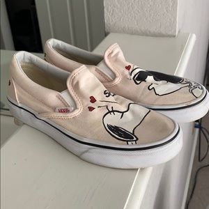 Snoopy vans